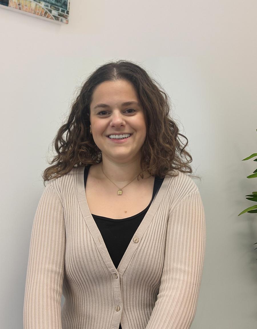  Noa Hyman | Paralegal